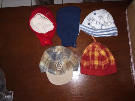 lot de chapeaux